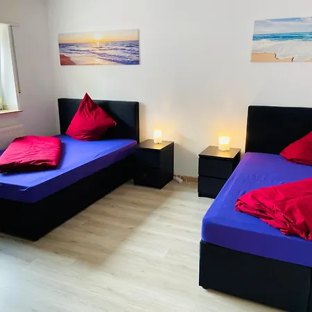 Big I 4 I 6 Beds I 120 Sqm I Fast Internet Apartmán *