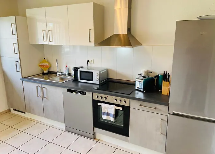 Big I 4 I 6 Beds I 120 Sqm I Fast Internet *